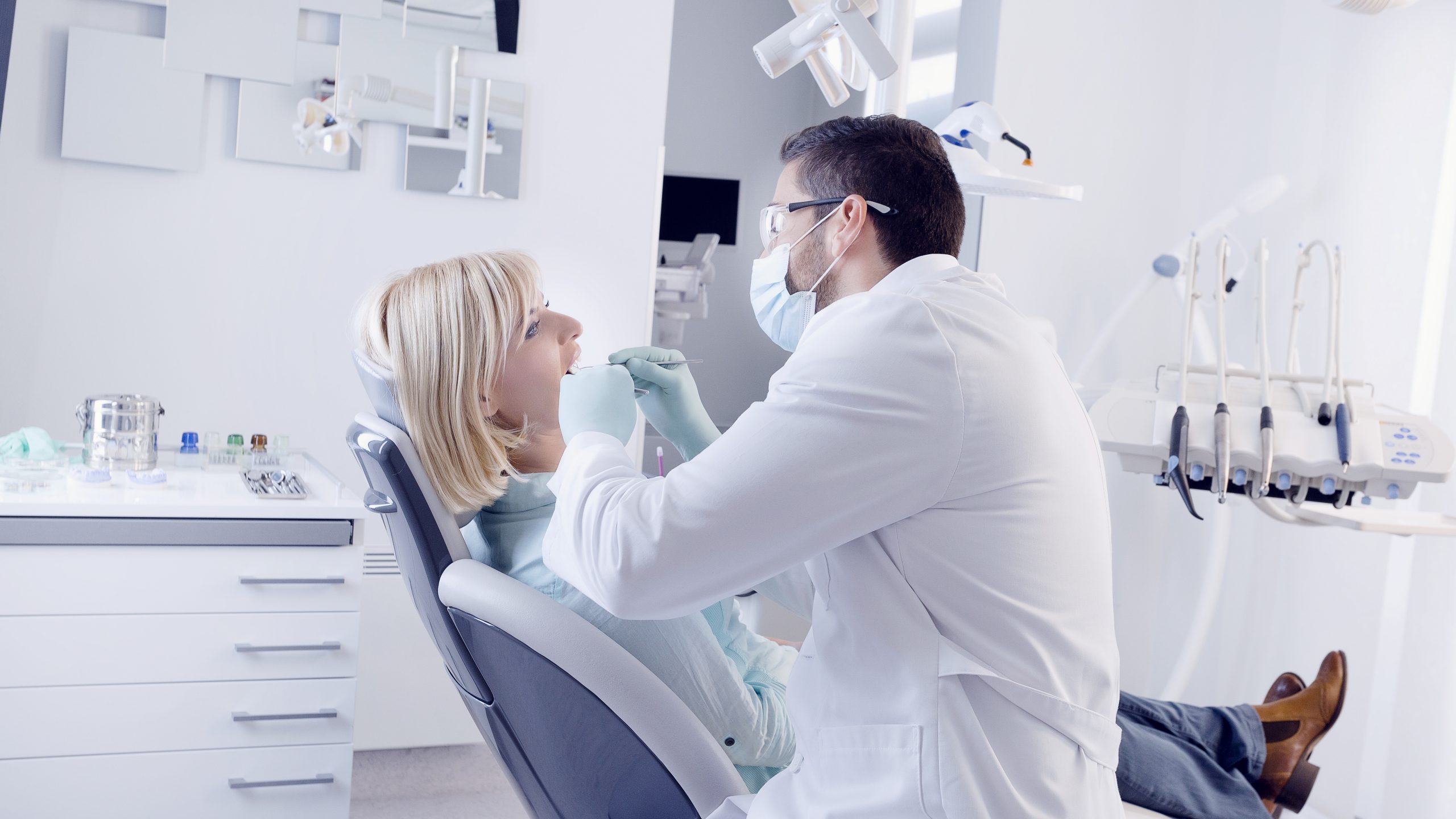 Dentist in Philadelphia, TN